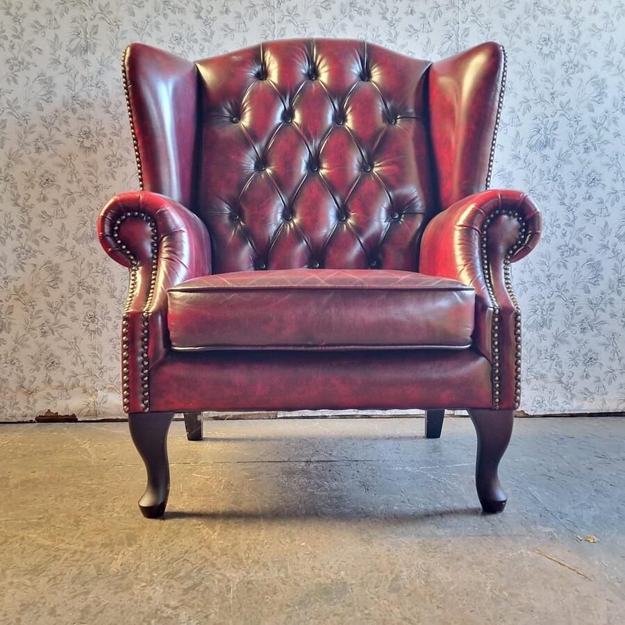 Chesterfield Lord Fauteuil – Antiek Rood Leer