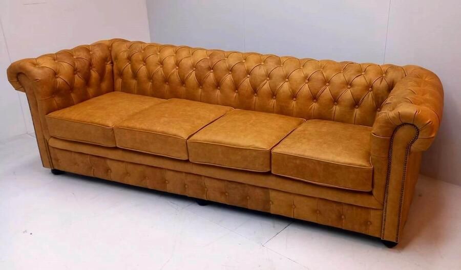 Chesterfieldsite Chesterfield 4 zits bank SPRINGFIELD 250 cm met 4 kussens Vintage Rundleder lichtbruin
