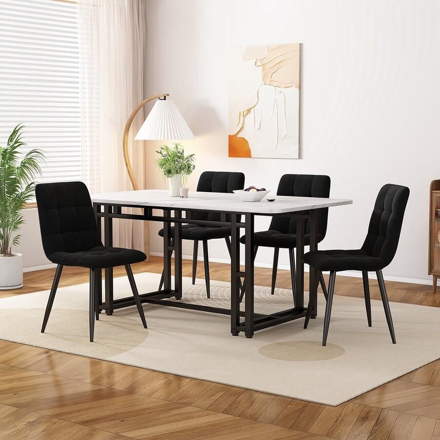 Corenia Eettafelset – Eettafel Met Stoelen – Dinerset – Tafel Met 4 Stoelen – Zwart Bamboe – 120x70 cm – Duurzaam Bamboe Tafelblad – Stevige Zwarte Metalen Pooten