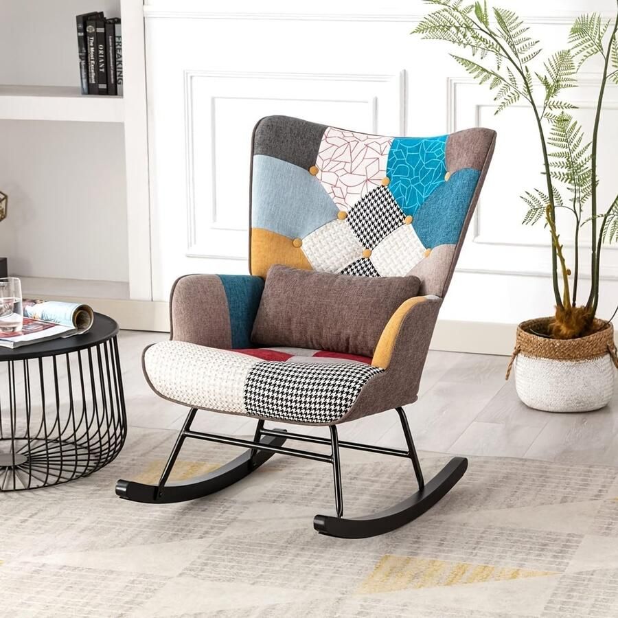 Corenia Schommelstoel – Schommelstoel Lounge – Relaxstoel – Fauteuil – Armstoel – Patchwork Design – Metalen Frame & Houten Onderstel – Scandinavische Stijl & Comfortabele Bekleding
