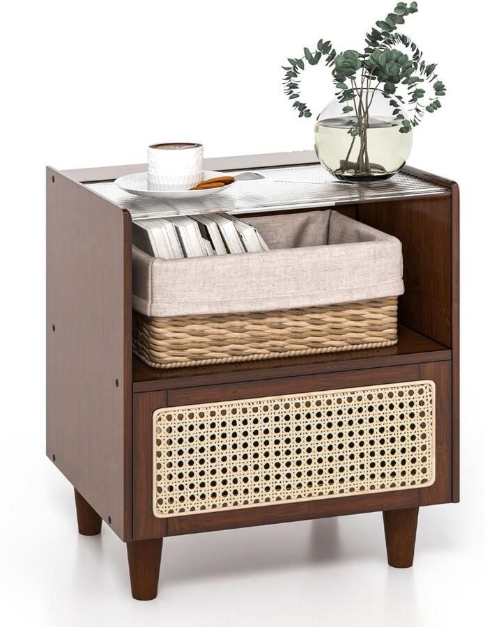 Costway SureDeal Bamboe Rotan Nachtkastje Bohemian Massief Hout Verborgen Stekkerdoos 50cm Bruin Bijzettafel