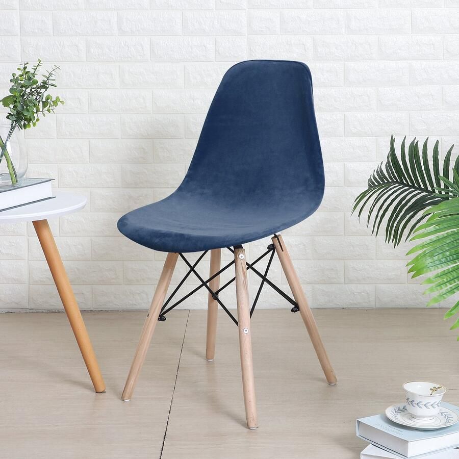 Covers by Ralfos * Stoelhoes Velvet Donkerblauw Scandinavische Kuipstoel Verkrijgbaar per stuk Set van 4 6 en 8 Volumekorting Hoes Scandinavisch Beschermend Luxe en Chic Zacht Duurzame oplossing Woonkamer upgrade Stijlvol Wonen