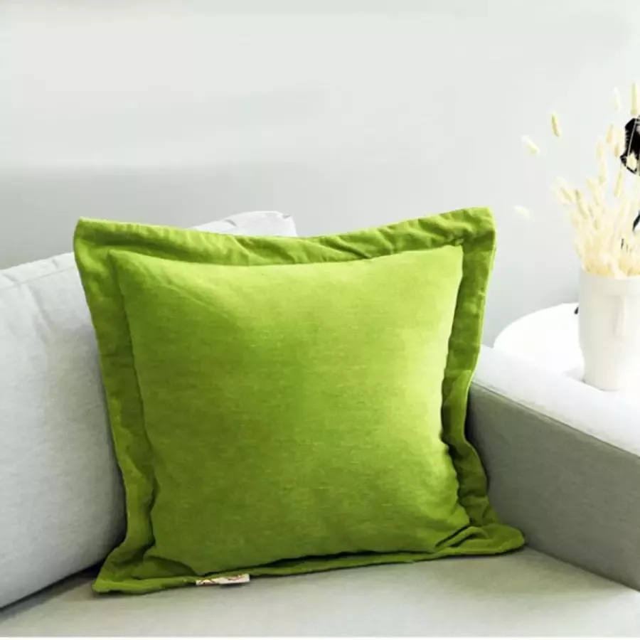 DecoHome Sevilla Chenille Collectie sierkussen met rand – Groen- 60x60 cm – Gevuld – Polyester – Decoratie – Bank – Woonkamer Kussenhoes