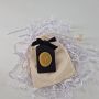 Deco.Kado Geurzakje met Amberblokje Kasthanger Autoparfum wax seal Letter Alfabet Persoonlijk Cadeau Handgemaakt goudkleurig wax Parfumzakje voor Auto Geurzakje voor kledingkast huisparfum cadeau voor hem of haar - Thumbnail 6