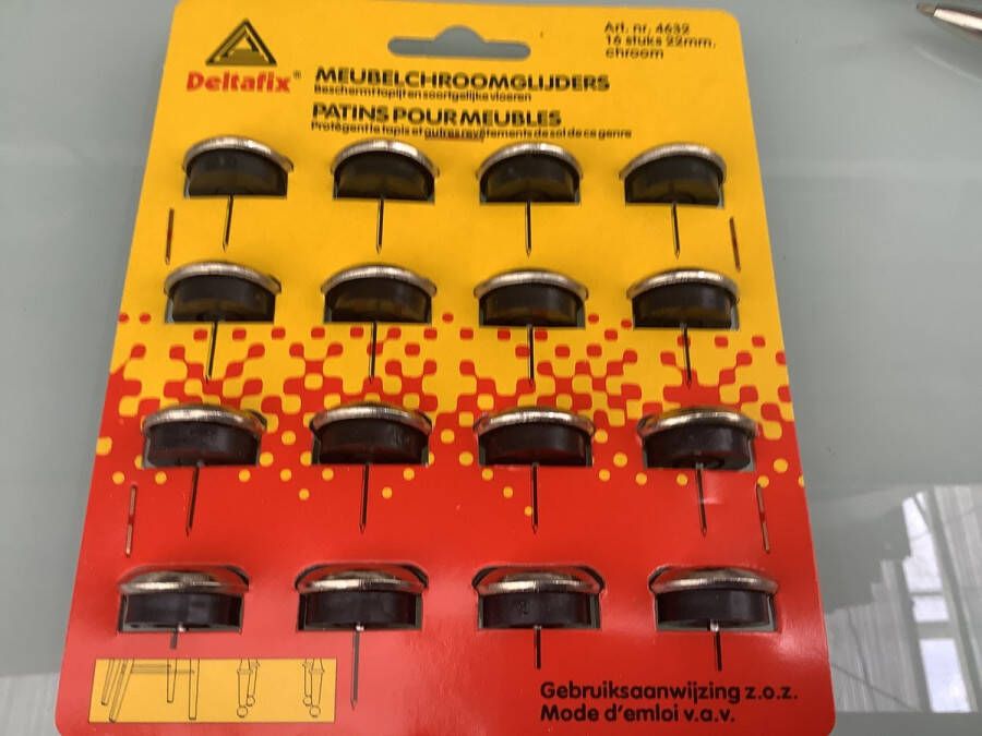 Deltafix . Stoelpoot glijders. meubel 16 stuks. 22 mm. Rubber. antikras. Voor laminaat parket