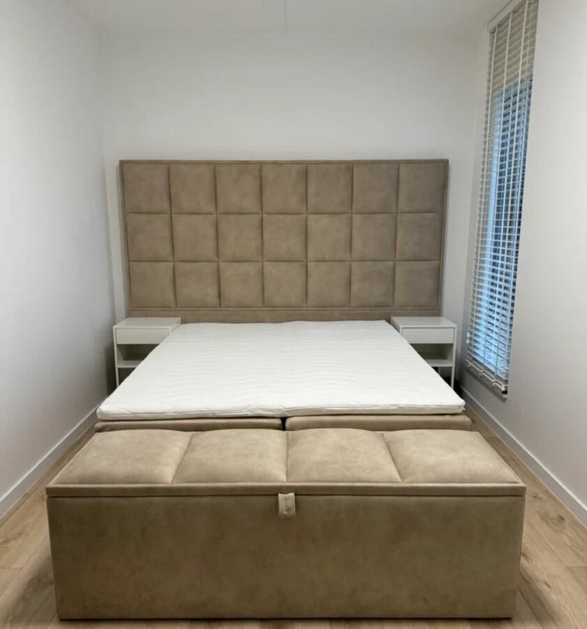 DER Bedding Boxspring 120x190 20 cm (met matras en hoofdbord en zonder topdekmatras bedbank en nachtkastjes ook verkrijgbaar met meegestoffeerd- bedbank en nachtkasjes en in de kleuren Zwart Antraciet Grijs Licht Grijs en Beige)