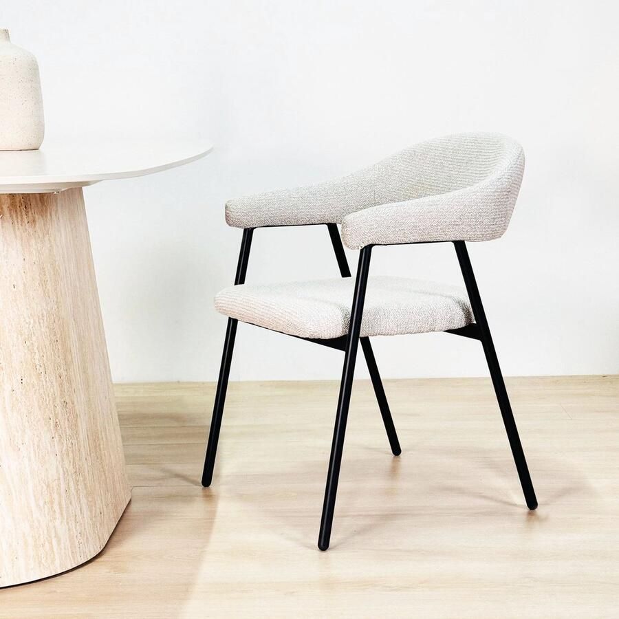 Dimehouse Eetkamerstoel Bouclé Beige Lisa Zwart Frame Stof Modern