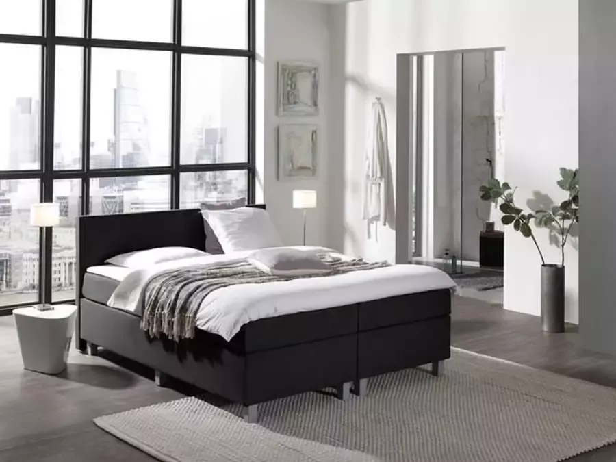 Dreamhouse Boxsprings Complete Boxspring 180x210 cm Zwart Pocketvering matrassen Dreamhouse Louis Twee persoons Extra hoge onderbox 30 cm onderbox (67cm lighoogte)