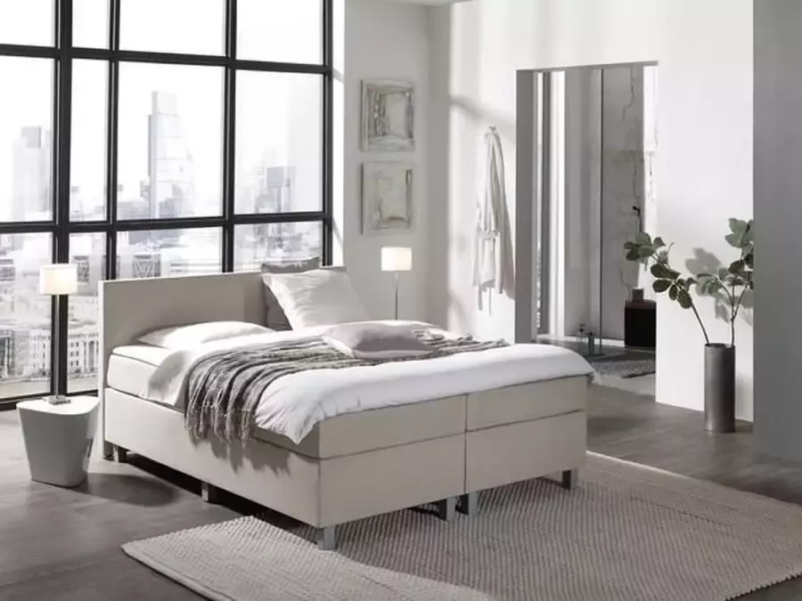 Dreamhouse Boxsprings Complete Boxspring 180x220 cm Beige Pocketvering matrassen Dreamhouse Louis Twee persoons Extra hoge onderbox 30 cm onderbox (67cm lighoogte)