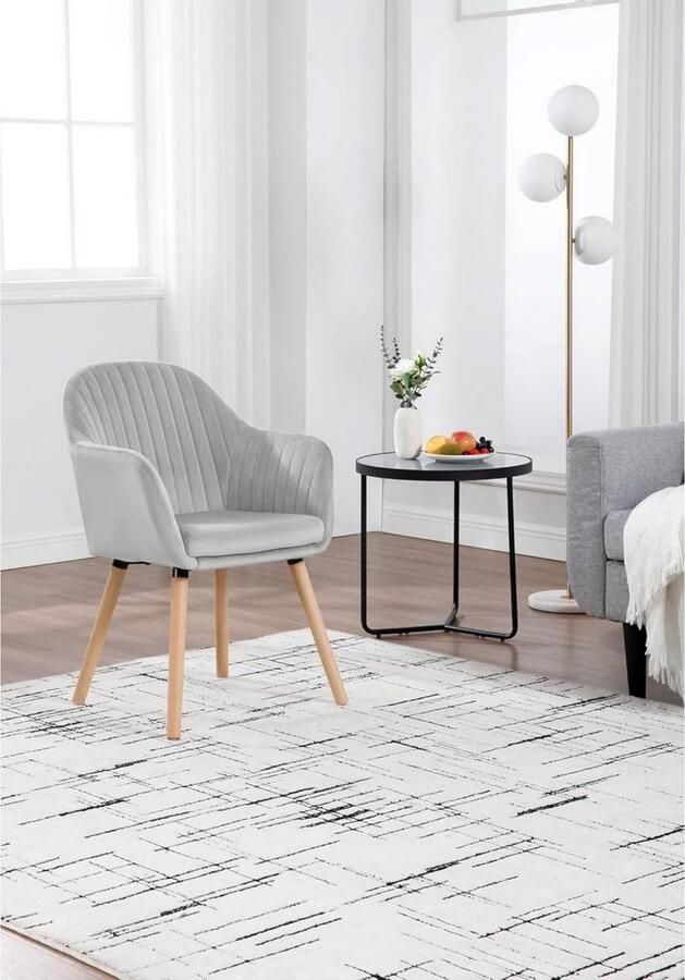 Dripio Set van 2 Eetkamerstoelen Fluweel Gestoffeerd met Armleuningen Ergonomisch Design Stabiel Houten Frame Voor Eetkamer Keuken of Woonkamer Lichtgrijs 50x42x81 cm