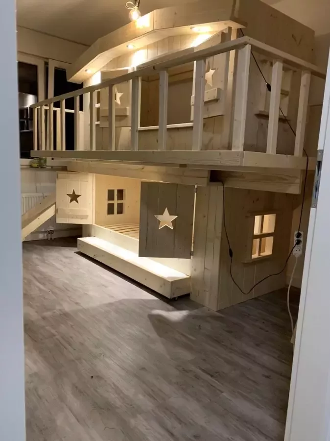 Droommeubel Concurrent Boomhut bed XXL Lux model