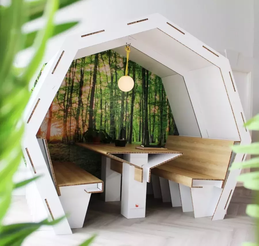 Bee Connect Spreekruimte Duurzaam Zithoek Overlegruimte Vergaderruimte Circulair Vergader box Zitruimte Pop-up Beursstand Werkruimte Kantoor – Event 4 persoons karton persoonlijk ontwerp beeconnect