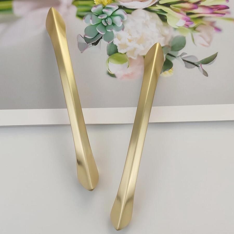 2 Stuks Kastgrepen Goud Moderne Handgrepen Meubelgrepen 128mm Gatafstand Deurgrepen Keuken Ladegrepen Vintage Handgrepen Voor Keukenkasten Commode Kast (Licht Goud Geborsteld)