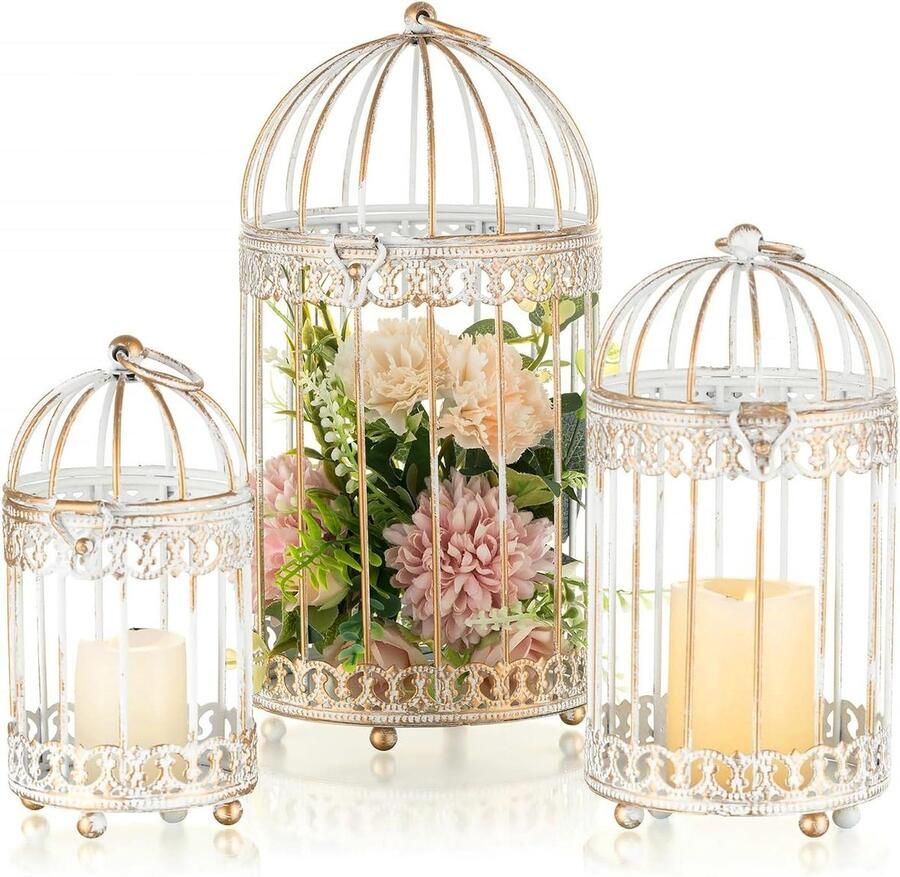 Allecto Plus Decoratieve Witte Vogelkooi Pilaar Kaarshouder: Set van 3 Metaal Hangende Lantaarn voor Bruiloft en Verjaardagsfeest Tafel Decoratie met Messing en Ijzeren Houders