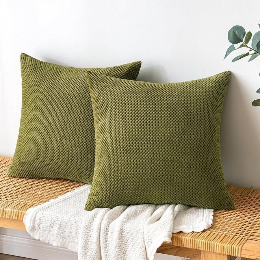 Allecto plus Granulaire kussenslopen voor decoratieve kussens Set van 2 Olijfgroen 45 x 45 cm Polyester mix Modern en elegant Voor slaapbank Woonkamer en slaapkamer
