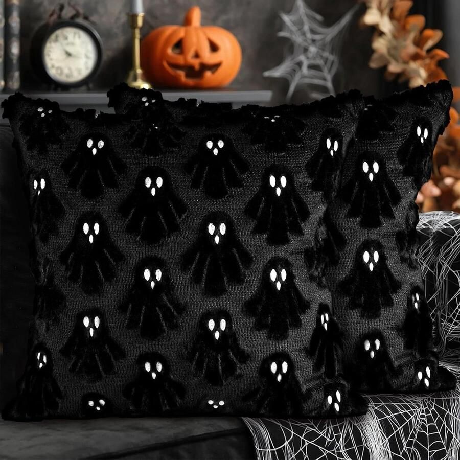 Allecto Plus Kussenslopen Halloween set van 2 stuks schattige spookachtige patronen zacht pluche kunstbont 45 x 45 cm sierkussenslopen voor binnen huis slaapkamer bank decoratie (stijl B zwart)