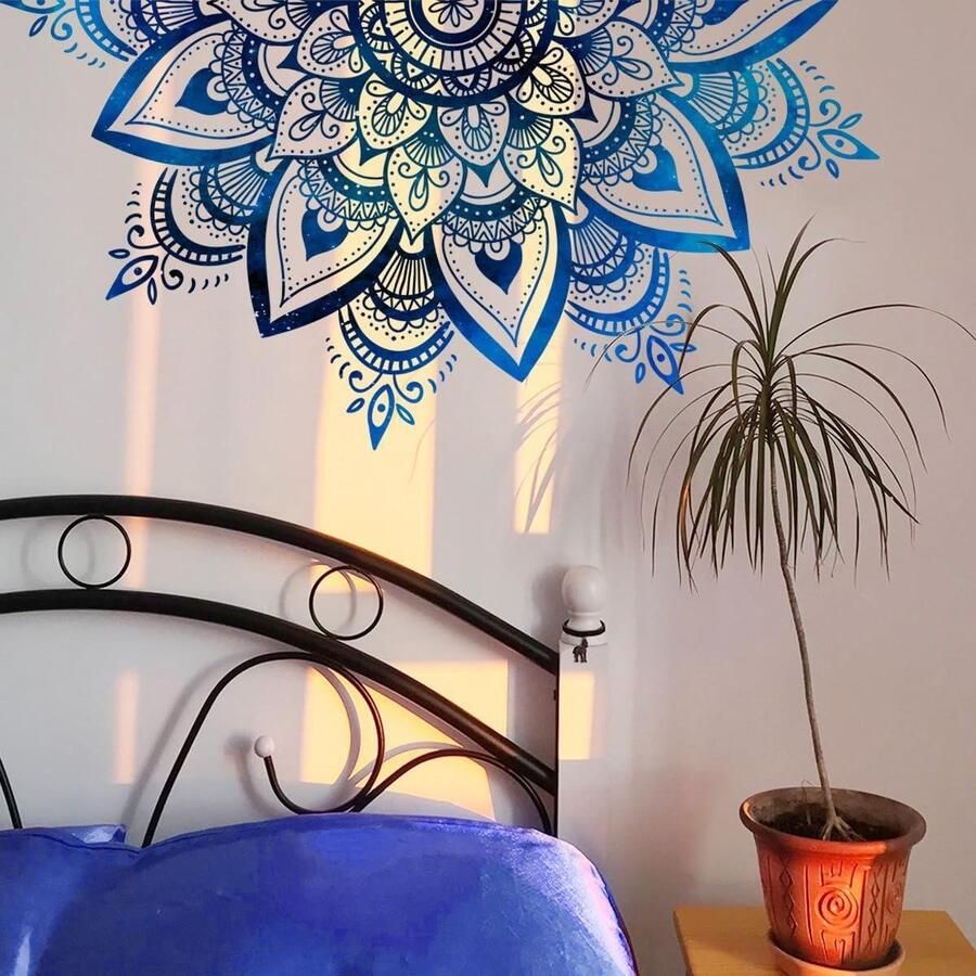 Allecto Plus Halve Mandala Muursticker voor Woonkamer en Slaapkamer Boho Bloem Design voor Hoofdbord Yoga Home Decoratie Decoratieve Muurstickers met Spirituele uitstraling