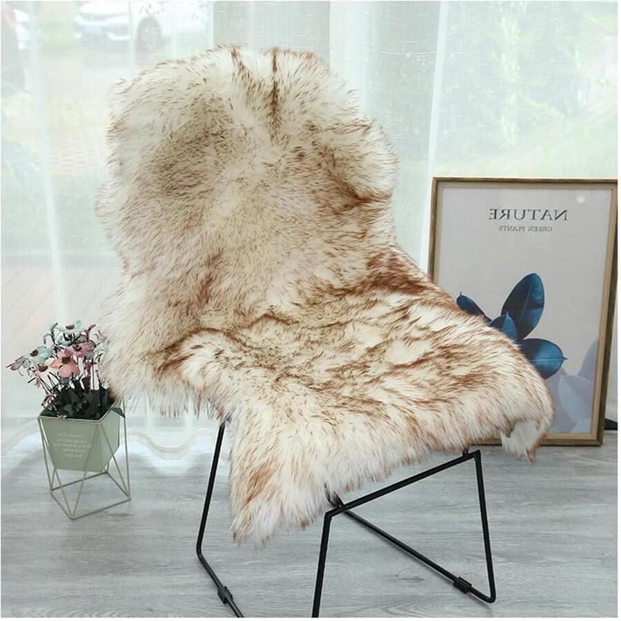 Allecto Plus Langharig Faux Lamsvacht Schapenvacht Tapijt 60 x 180 cm Wollig Zacht Bonttapijt Stoeltapijt Imitatiewol Voor Bank Woonkamer