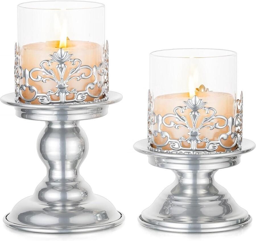 Allecto Plus Pijlerkaars Kaarshouder Set van 2 Zilver Metaal met Hurricane Glas Kerst Decoratie voor Tafel en Openhaard