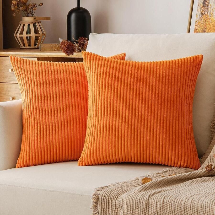 Allecto Plus Ribfluwelen sierkussenhoes vierkant gestreept zacht en decoratief set van 2 hoezen 50 x 50 cm oranje voor thuis op de bank of in de slaapkamer