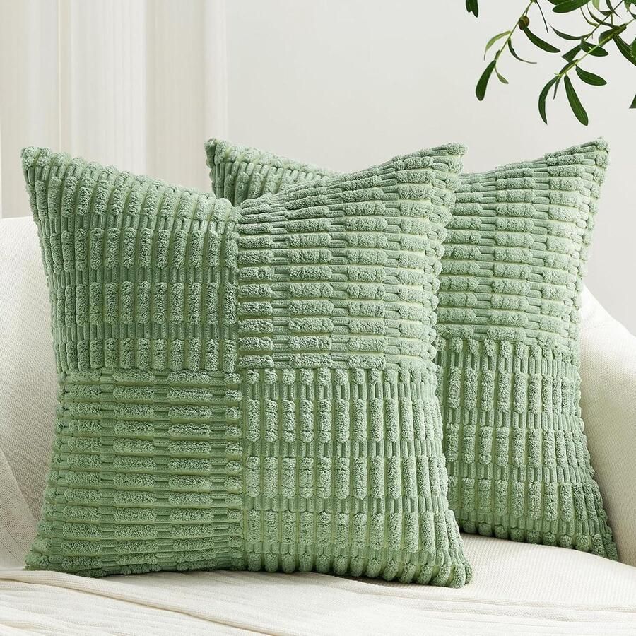 Allecto Plus Set van 2 kussenslopen 30 x 30 cm in saliegroen corduroy voor bank en slaapkamer Sierkussens voor woonkamer en kinderen Boho sierkussenovertrekken