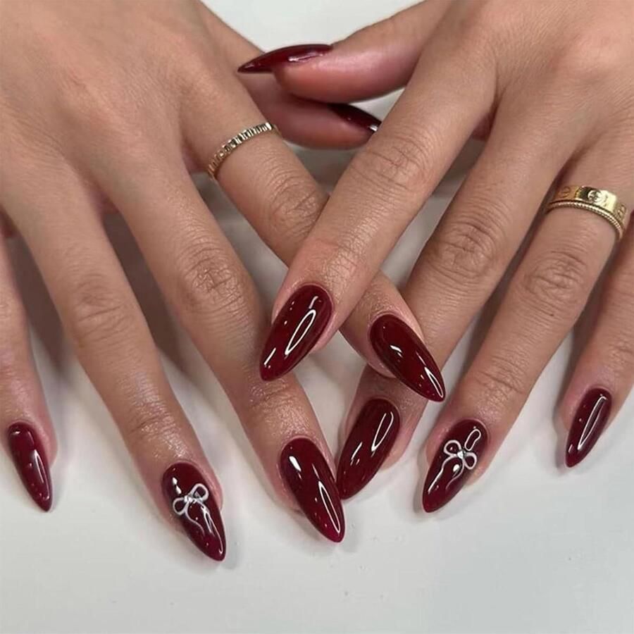 Allecto Plus Set van 24 wijnrode opdruknagels amandelkleurig glanzend Valentijnsdag design Middelgroot Kunstacrylnagels om op te plakken