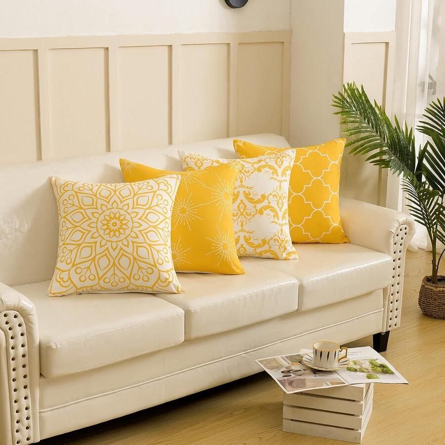 Allecto Plus Set van 4 decoratieve kussenslopen 50 x 50 cm geel outdoor sierkussens vintage patroon voor bank woonkamer polyester