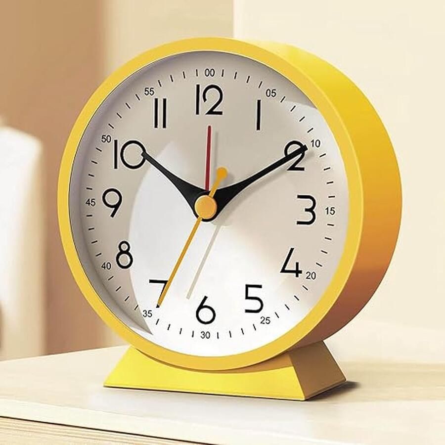 Analoge wekker zonder tikken kleine retro tafelklok voor woonkamer slaapkamer nachtkastje voor volwassenen senioren kinderen reizen werkt op batterijen