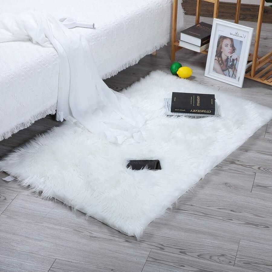 Antislip pluizig tapijt voor woonkamer kinderkamer wit schapenvacht tapijt beste kwaliteit (80 x 180 cm)