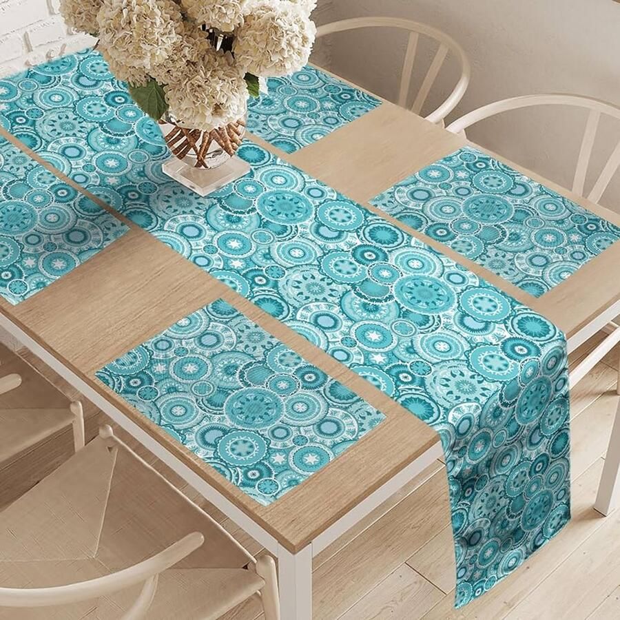 Aqua tafelloper met placemats hippie-bloemblaadjes mandala set van 5 turquoise-blauw wit polyester 180 cm x 40 cm