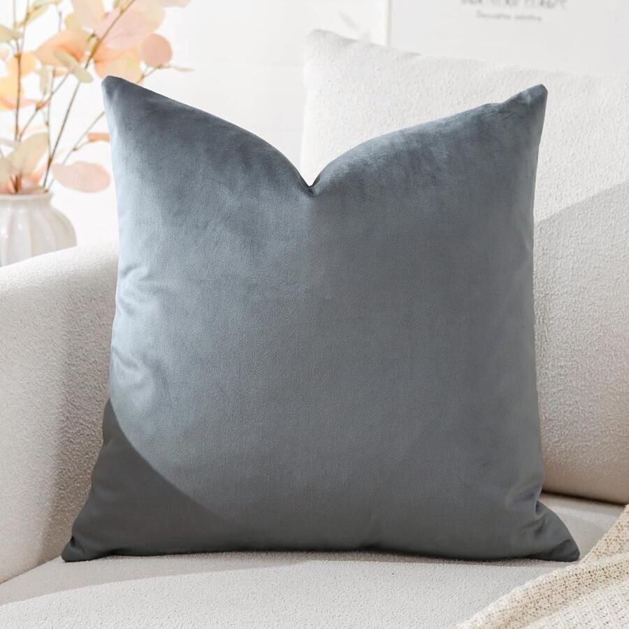 Ibenzoa Decoratieve fluwelen kussensloop voor bank en slaapkamer in grafietgrijs 45 x 45 cm