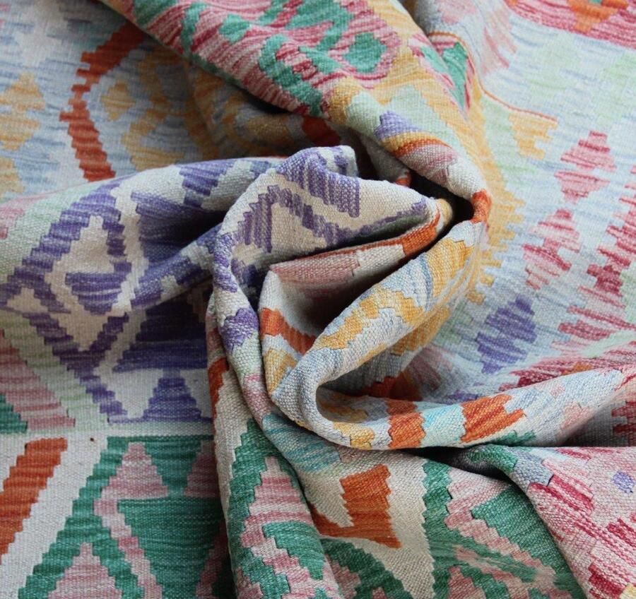 Authentiek Handgeweven Kelim 236 x 181 cm Vloerkleed 100% Wol Uniek Plantaardige Verfstoffen