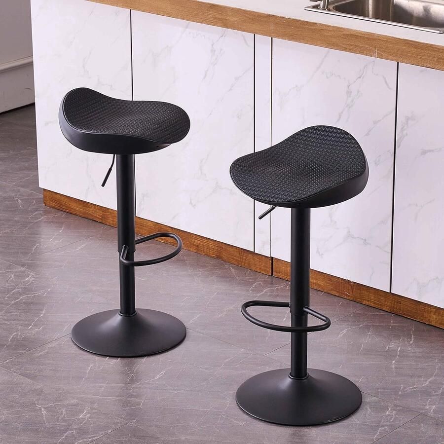 Barkrukken set van 2 barstoelen zwart kunstleer gevlochten zadelzitting in hoogte verstelbaar 360 graden draaibaar barkruk voor keuken bar keukeneiland
