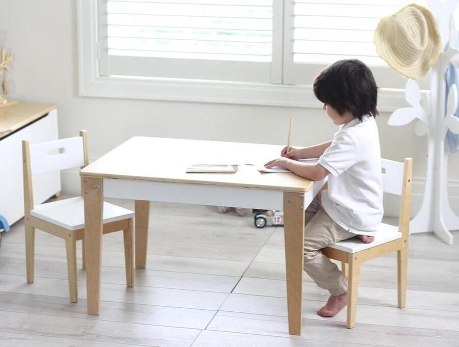 BeBoonz Basic kindertafel en stoeltjes. Kindertafeltje met stoeltjes van hout 1 tafel en 2 stoelen voor kinderen- Kleurtafel-Speeltafel Knutseltafel Kinderzetel Tekentafel- Zitgroep set. Kinderspeelhoek voor je kind
