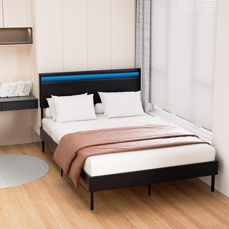 Bedframe Bed Tweepersoonsbed 140x200 cm Met Hoofdbord Massief Houten Lattenbodem Draagvermogen 350 kg zwart with led