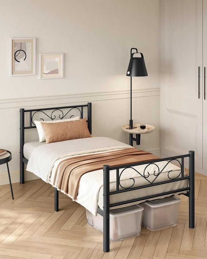 Valora Bedframe Eenpersoons Metalen Frame Kinderbed Volwassenen Sierlijk Design Zwart 90x200 cm