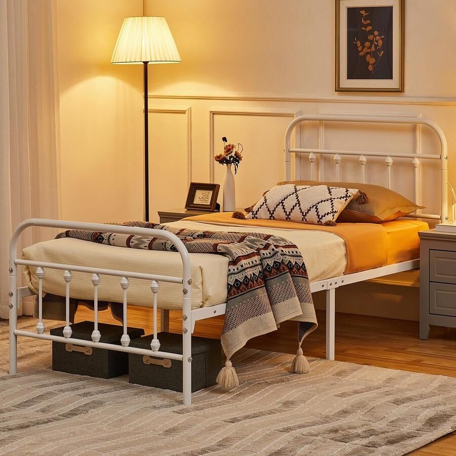 Metal Bed 90 x 200 cm Bed Frame with Slatted Frame Double Bed Single Bed Frame with Headboard and Footboard Guest Bed Youth Bed for Bedroom Guest Room Noise-Free White