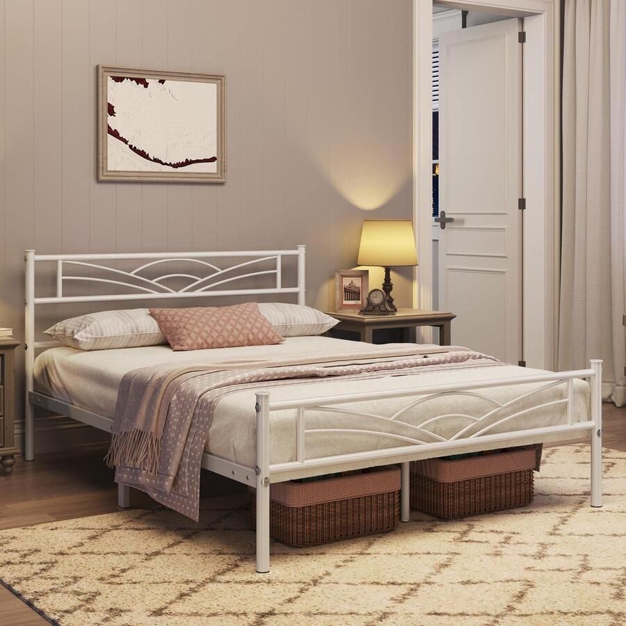 Bedframe van metaal modern tienerbed met lattenbodem voor slaapkamer logeerkamer 140 x 200 cm wit