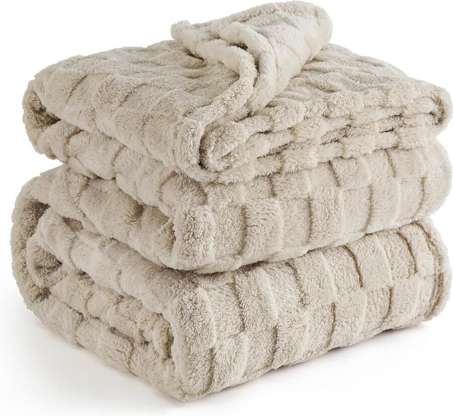 BEDSURE Knuffeldeken pluizige deken fleecedeken schaakbordpatroon woondeken XXL zacht warm gezellig geruite deken voor bed beige 240 x 220 cm