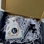 Cadeauset Kadopakket Linnen Katoenenzakje Biologisch Kadootje Geurzakje en Sleutelhanger Ballonhondje Parfum Geurzakje voor Kledingkast Geurzakje voor auto Geurzakje voor huis Huisparfum Autoparfum Cadeau - Thumbnail 1