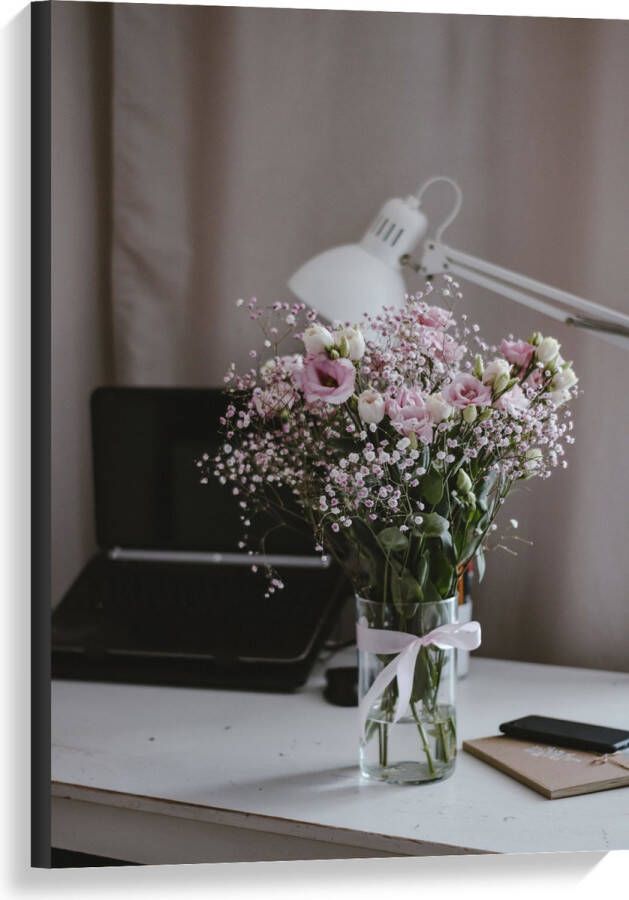 Canvas Bloemen Boeket Water Strik Lamp Telefoon Bureau Laptop 60x90 cm Foto op Canvas Schilderij (Wanddecoratie op Canvas)