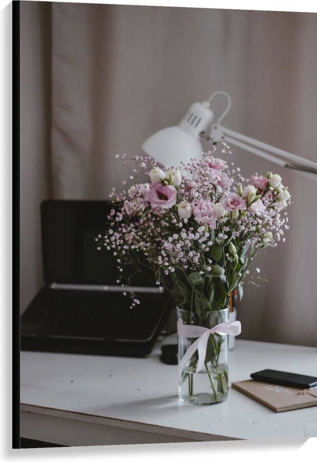Canvas Bloemen Boeket Water Strik Lamp Telefoon Bureau Laptop 80x120 cm Foto op Canvas Schilderij (Wanddecoratie op Canvas)