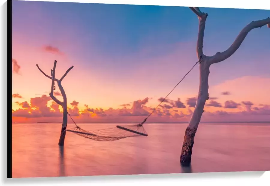 Canvas Hangmat tussen Kale Takken in de Zee tijdens Zonsondergang 120x80 cm Foto op Canvas Schilderij (Wanddecoratie op Canvas)