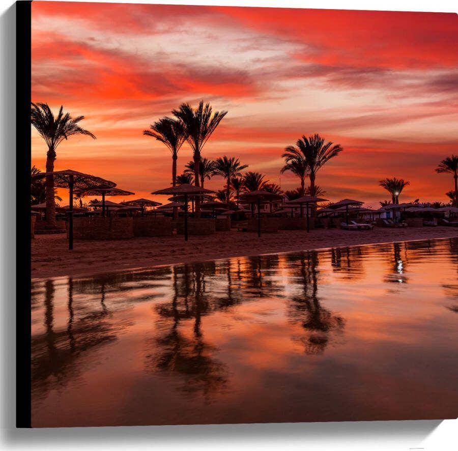 Canvas Strand Zee Zonsondergang Parasols Palmbomen 60x60 cm Foto op Canvas Schilderij (Wanddecoratie op Canvas)
