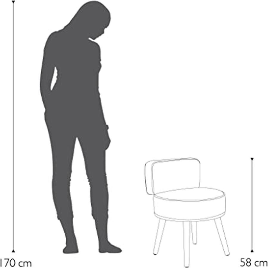 Comfortabele Scandinavische fauteuil met hoge rugleuning en zachte schuimvulling