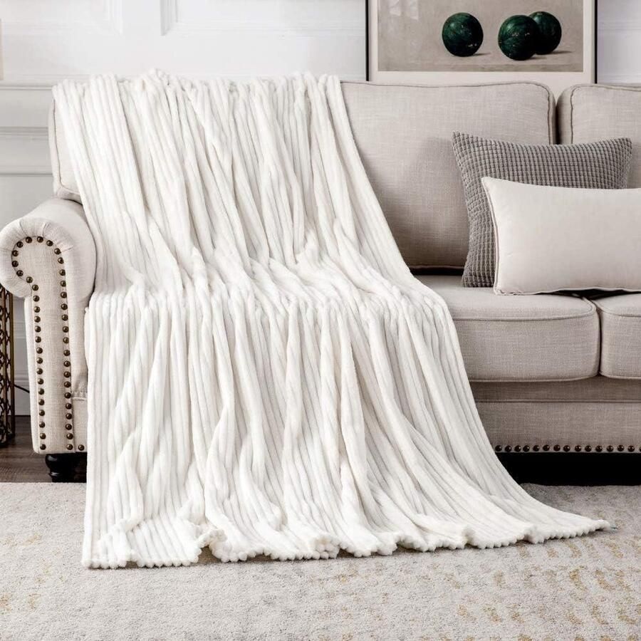 Cosy Fleece Deken Kerst Flanel Fleece Gooi Dekens Zachte & Warme Plait Sofa Corduroy Pluizige Deken Bed kussen Voor Slaapkamer Bank Reizen Kinderen Slaapkamer Accessoires 50 x 60 Inch beige