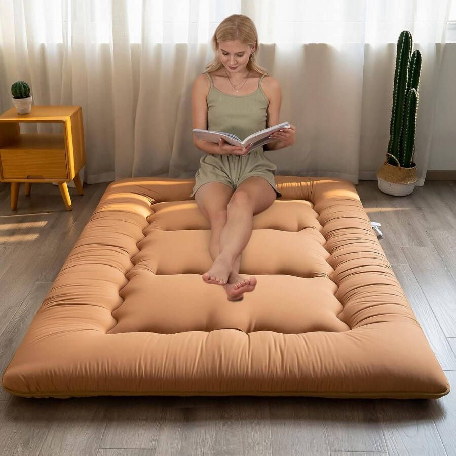 De interne structuur van de matras bestaat uit drie lagen de bovenste laag en de onderste laag met een dikke microvezel de tussenlaag is van hoogwaardig schuim