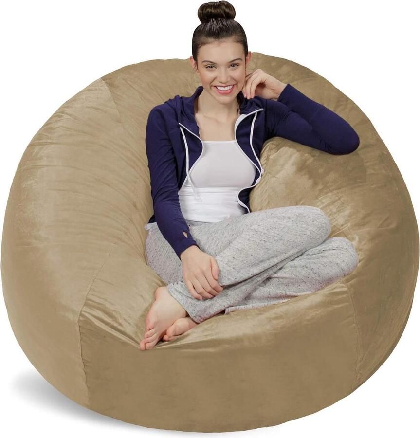De nieuwe comfortervaring XXL zitzak met traagschuimvulling perfect om te relaxen beige velours bekleding