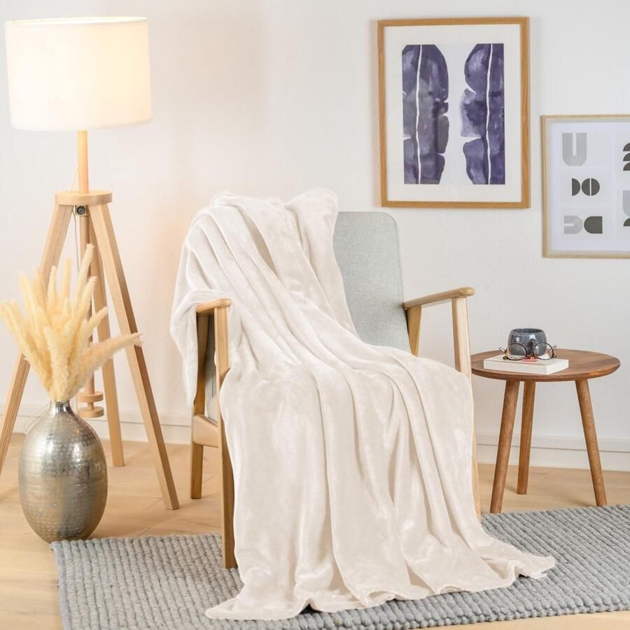 Deken XXL pluizige fleecedeken deken voor bank Oeko-Tex-gecertificeerd grote bankdeken deken woondeken sprei en bedsprei 230 x 270 cm gebroken wit