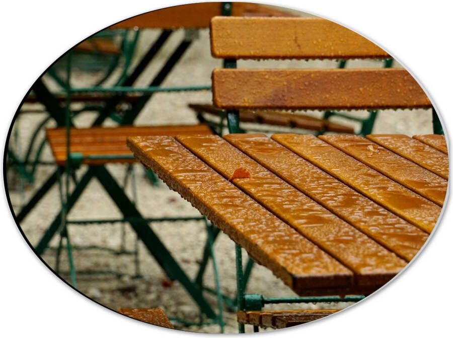 Dibond Ovaal Tafel Stoelen Regen Druppels Nat Hout 40x30 cm Foto op Ovaal (Met Ophangsysteem)